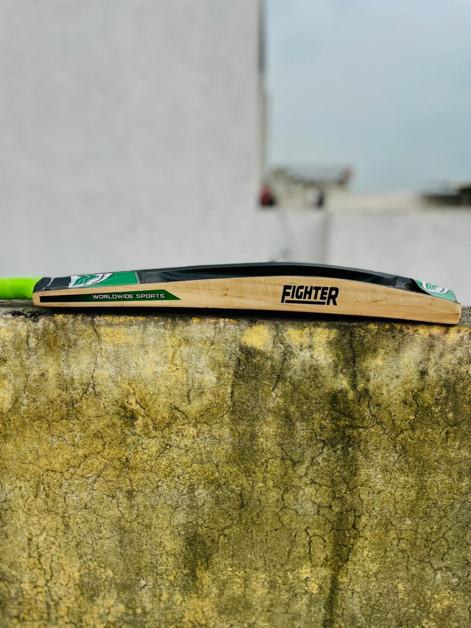 Fighter Bat ( Black Edition )